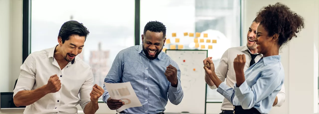 how-points-and-recognition-programs-promote-your-company-culture