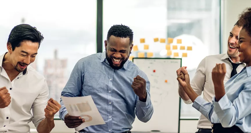 how-points-and-recognition-programs-promote-your-company-culture